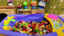 Learn Colors Surprise Candy Peppa Pig, Baby Doll Bathtime Jelly Belly Bean