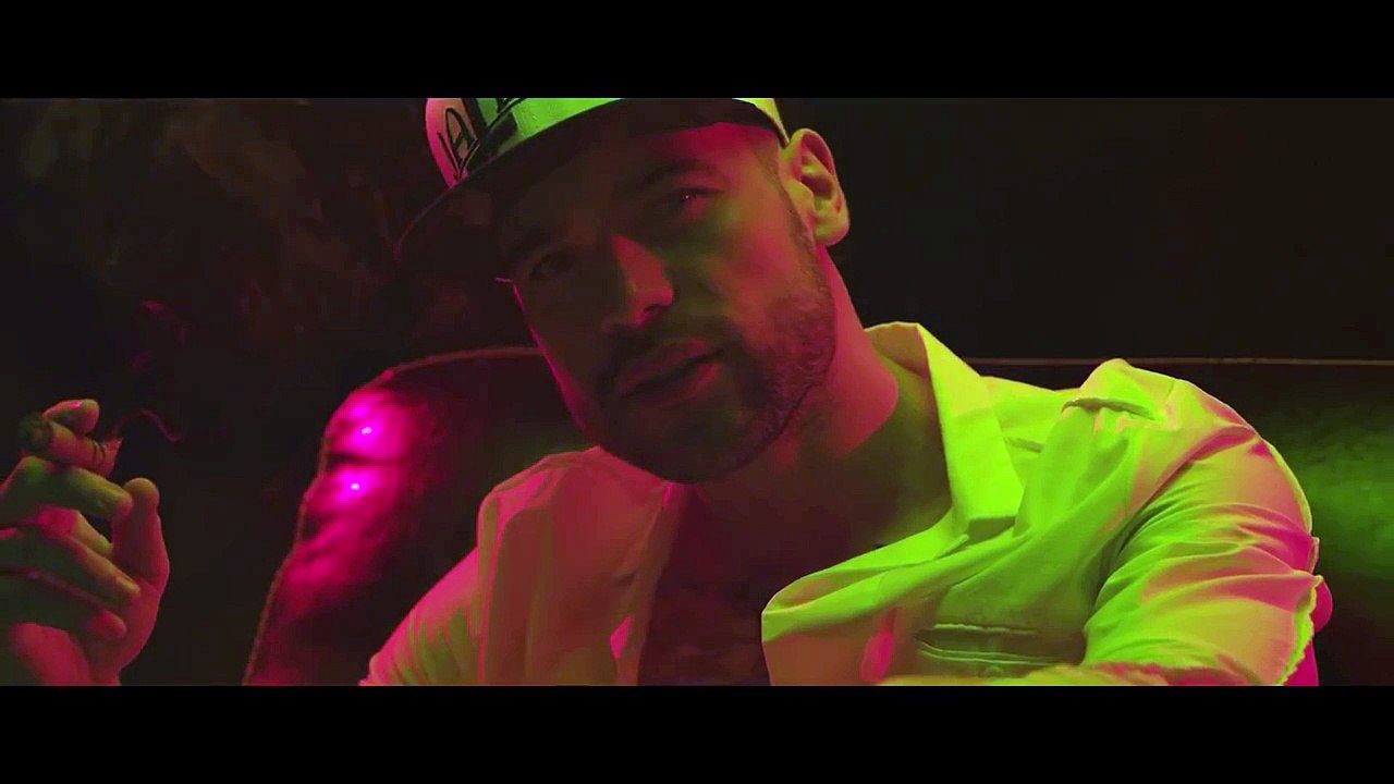 Akcent feat Lidia Buble & DDY Nunes - Kamelia Official Video - YouTube