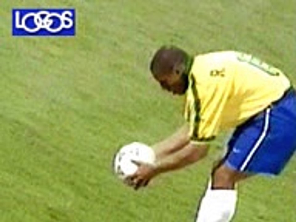Magical Freekick By Roberto Carlos