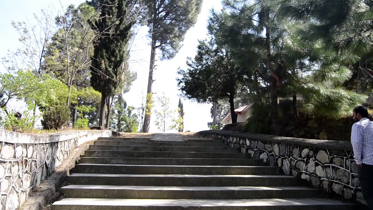 Batrasi Rest House-- a symbol of the golden era of Lollywood