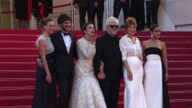 Cannes: acteurs, réalisateurs et mannequins sur le tapis rouge