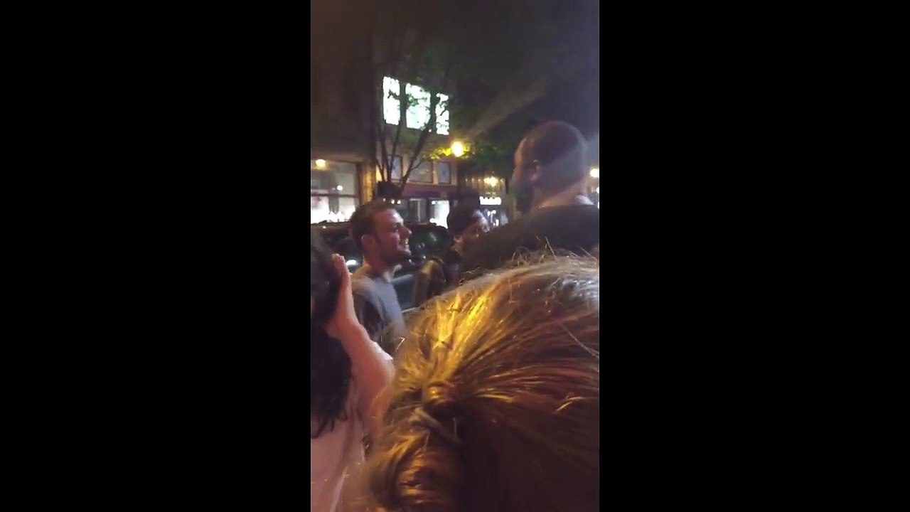 Quand le videur te calme en un coup de poing venu de la lune! Ko diretc