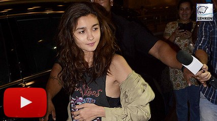 Alia Bhatt IGNORES Media | Spotted At Airport