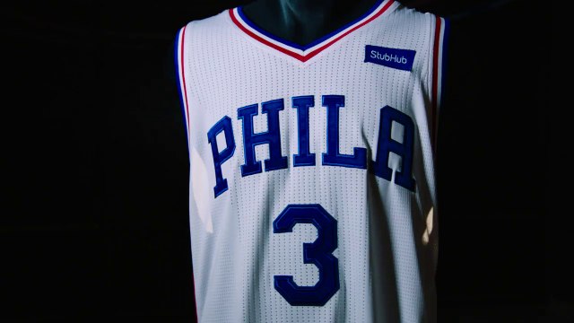 La première équipe NBA à vendre des espaces pub sur son maillot !