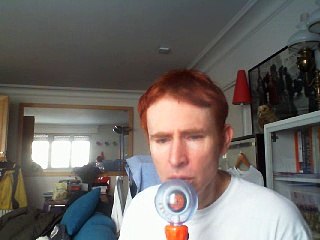 Wiwi égratigne "persian rugs" de Jacquees