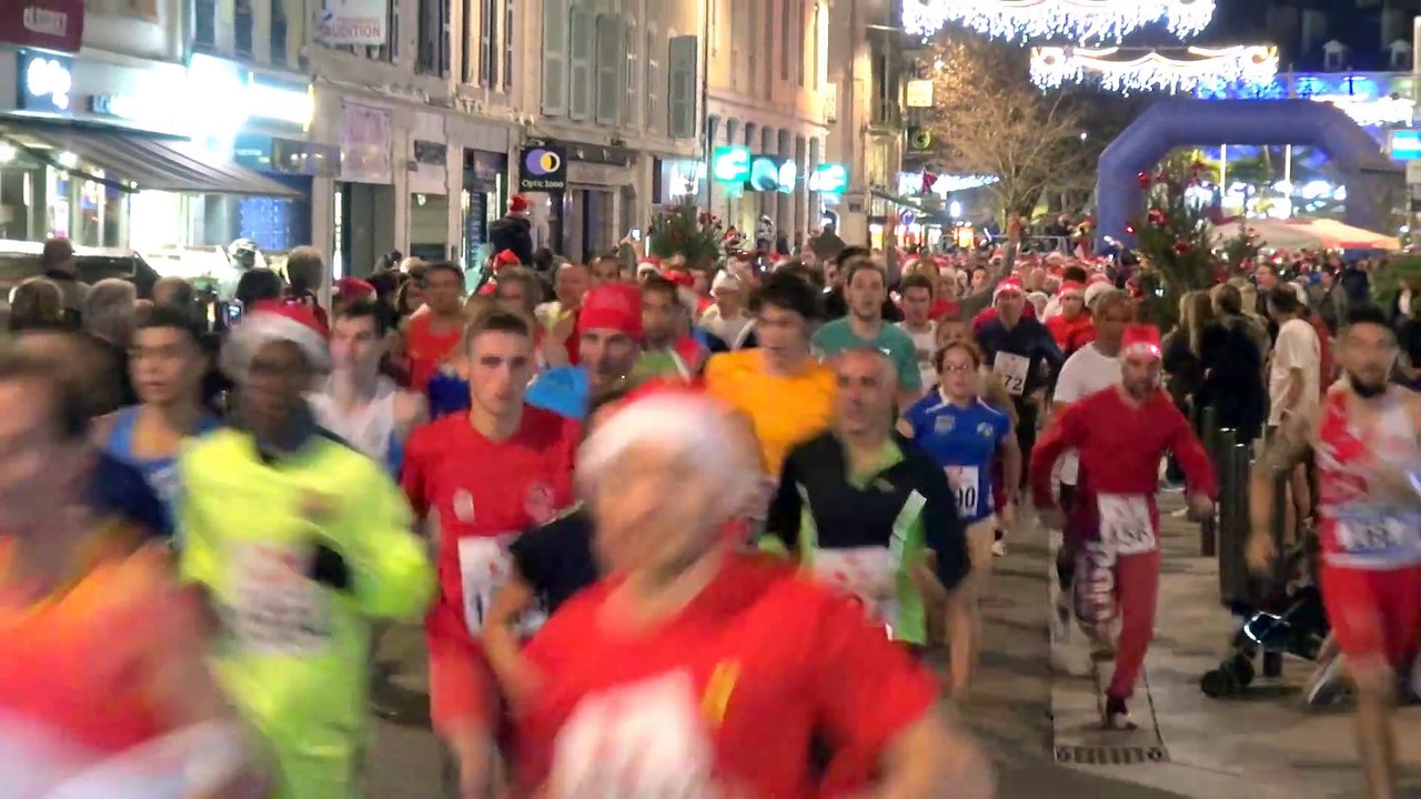 Courses de la Paix 2015 à Pau  voici le départ de la course