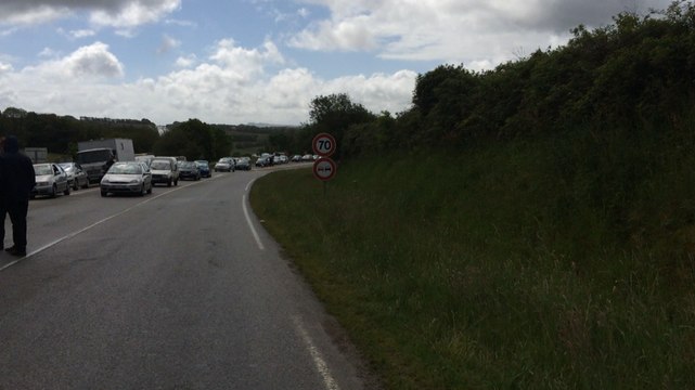 Manifestation interdite: les premiers manifestants bloqués