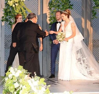 Semih Kaya ve Yasemen Saylar'ın mutlu günü