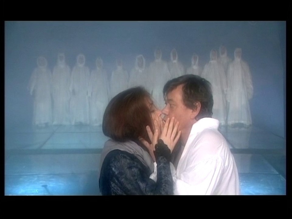 33 - Nikolay Karachentsov & Anna Bolshova - 'You'll see me never ever' (2004)