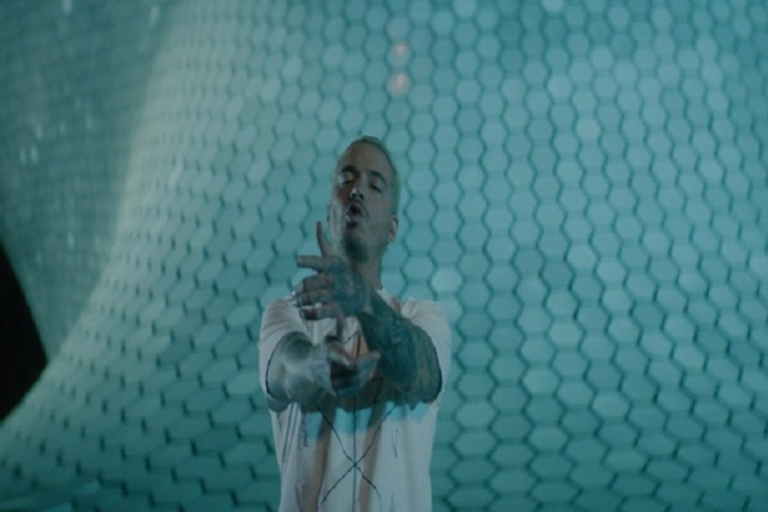 JBalvin bate récords con su 'Bobo'