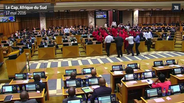 Violente bagarre au Parlement en Afrique du Sud