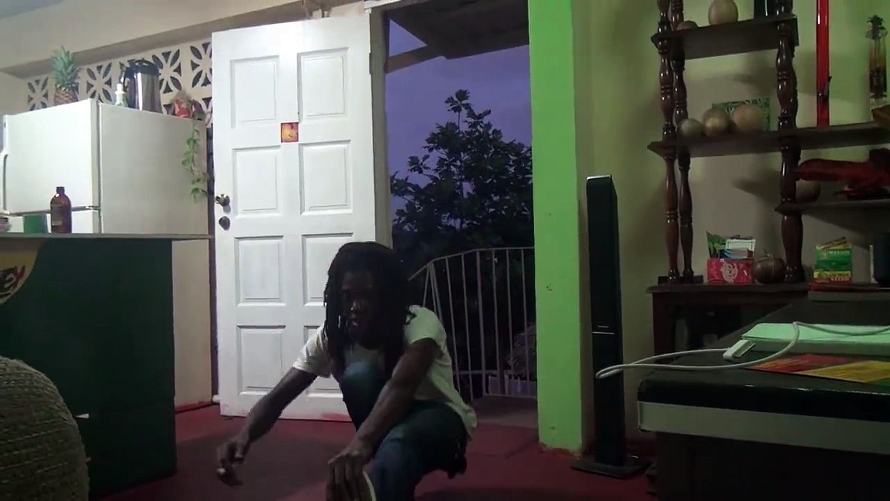 How to make jamaican squats