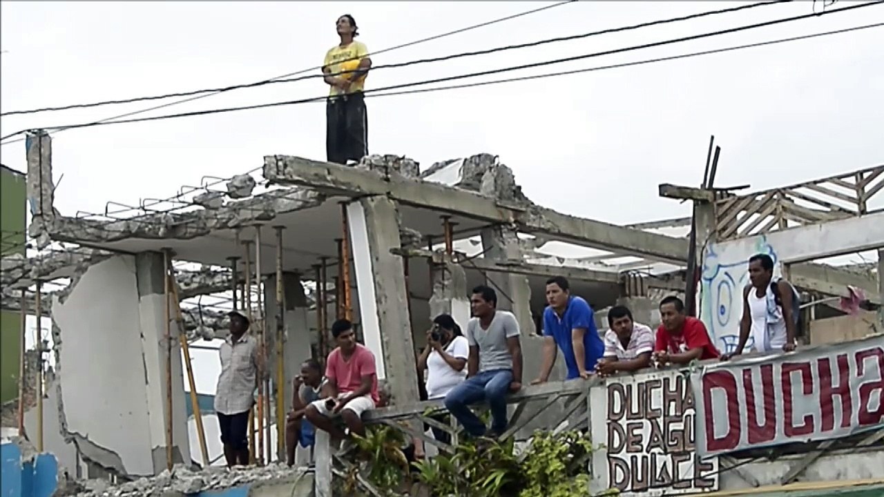 Equador: novo tremor um mês após terremoto devastador