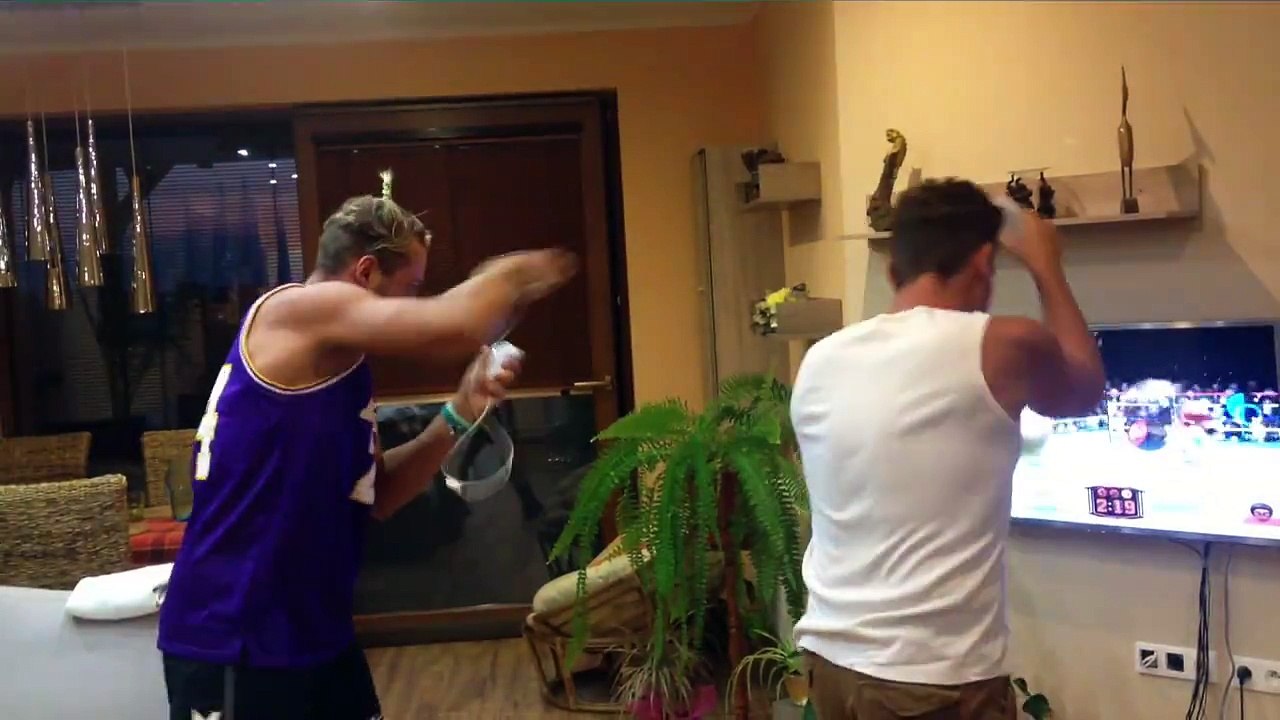 Nintendo wii boxing with my buddy