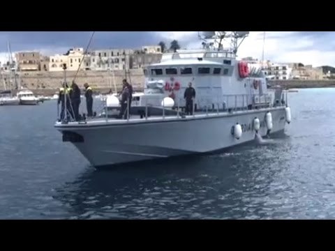 Tricase (LE) - Fermato scafista italiano che trasportava migranti (17.05.16)