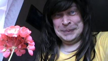 Неудачливая моя пародия на Алёну Пискун — Я хочу цветочек