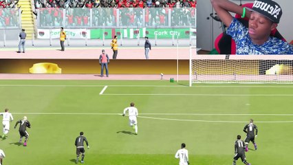 FIFA 16 - LIONEL MESSI PLAYING GOALKEEPER!