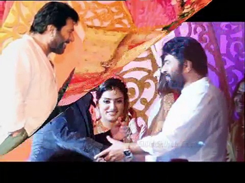 Mammootty with Wife, & Daughter Surumi @ Fahadh - Nazriya Wedding Reception