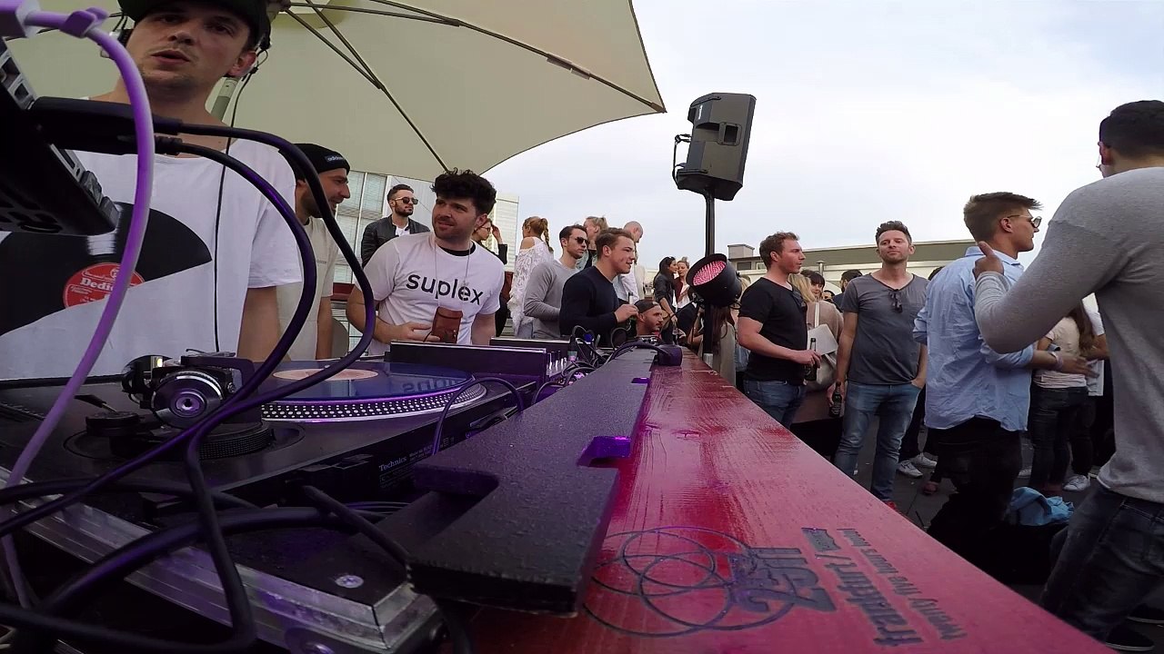 Kaos Dj Klub Rooftop