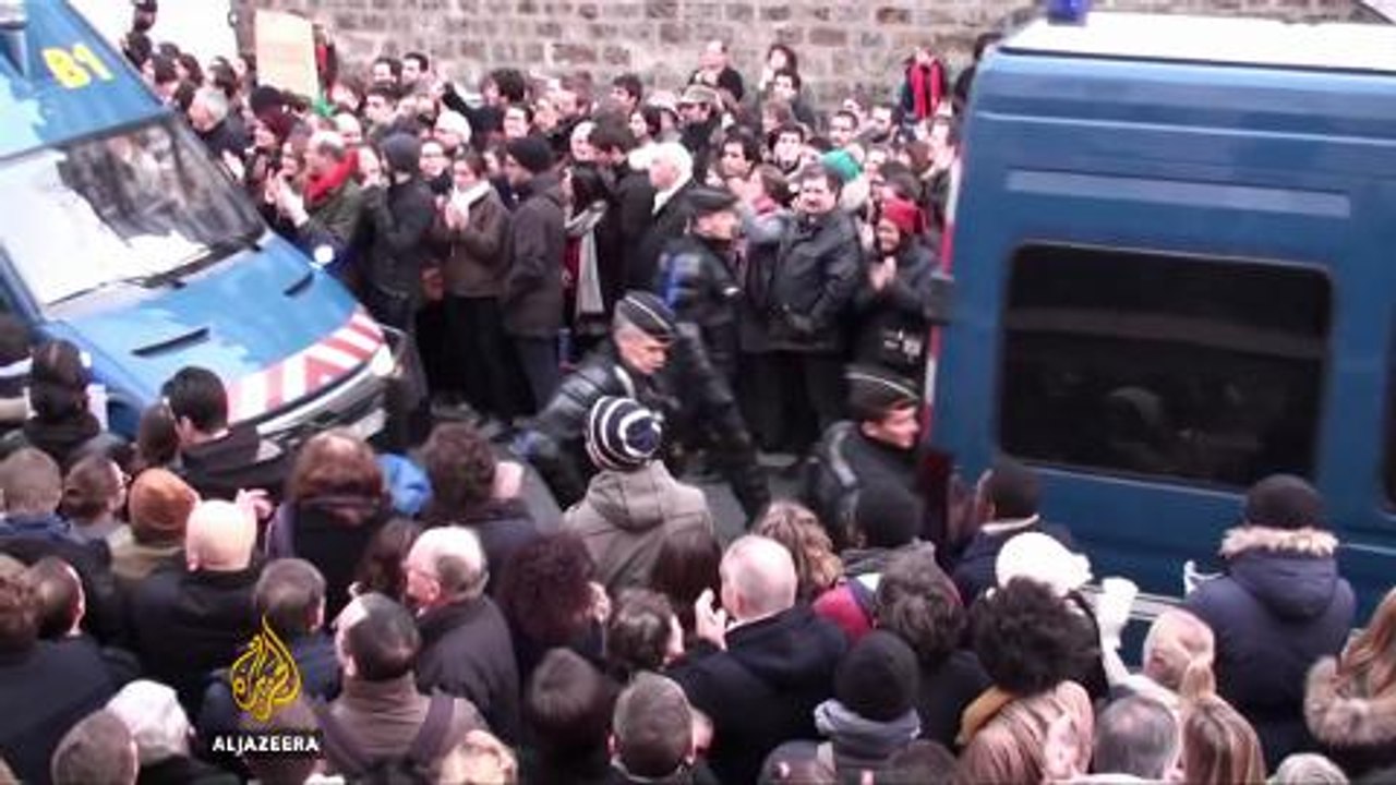 French police protests against 'anti-cop' hate