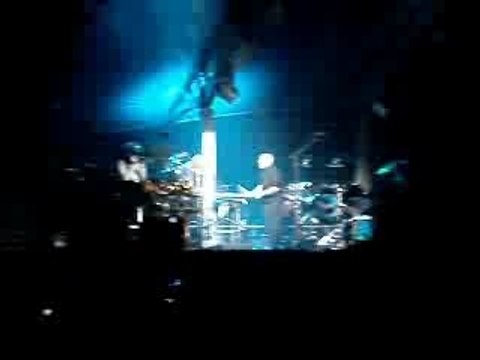 Concert Genesis PARIS Duet drums PhilCollins Chester Tompson