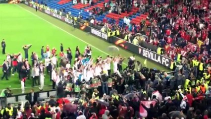 christ celebs from stands