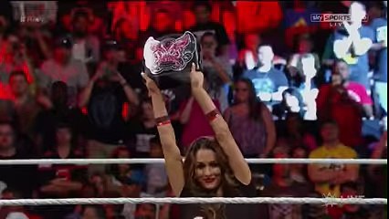 Nikki Bella vs Naomi Divas Championship ( Paige Returns) 5-18-16
