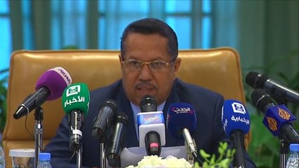 رئيس الوزراء اليمني يحذر من انهيار اقتصادي وشيك