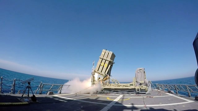 Israel se blinda desde el mar contra cohetes palestinos