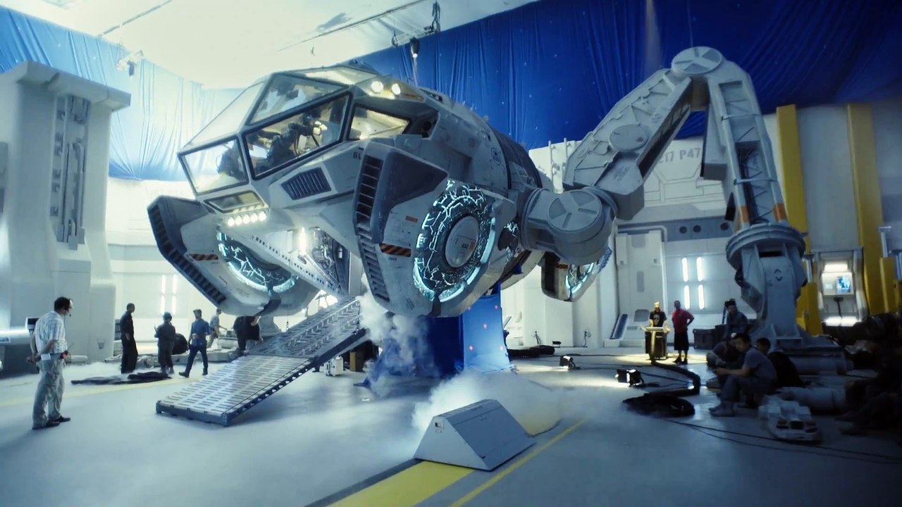 Independence Day: Resurgence - Official "Manning the Space Tug" Featurette #3 [HD]