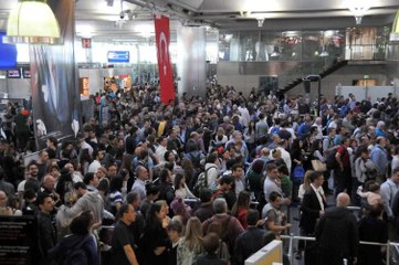 Atatürk Havaalanı'nda polnet çilesi