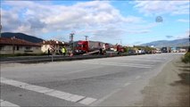 Otomobil Yol Kenarında Duran TIR'a Çarptı: 2 Ölü, 2 Yaralı