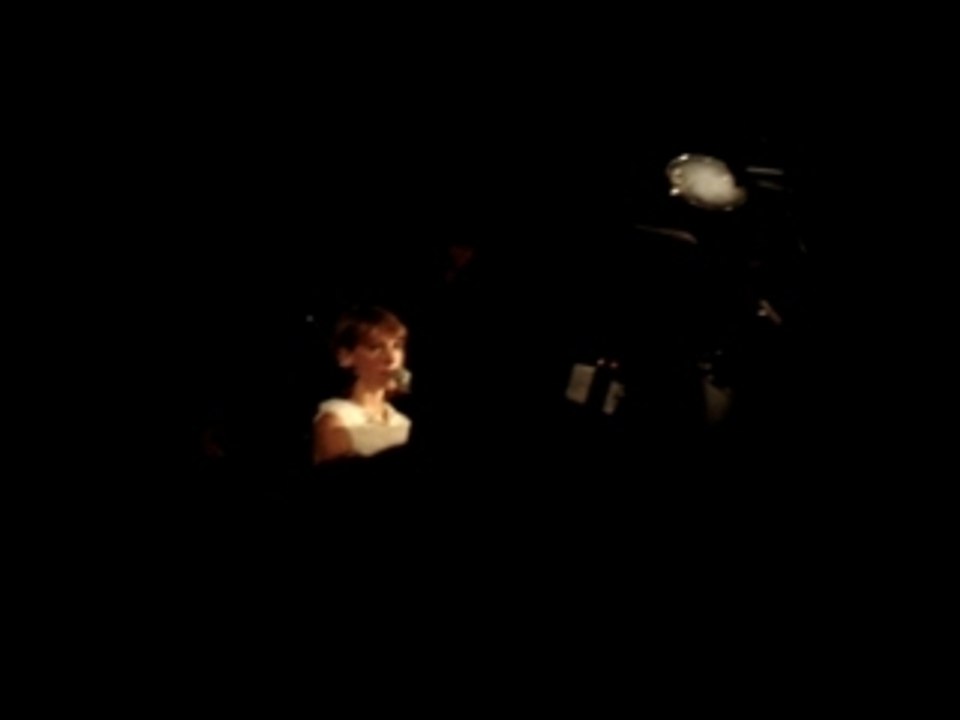 02 - Emily Loiseau - 14 06 07