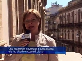 Crisi economica al Comune di Caltanissetta e le luci cittadine accese di giorno
