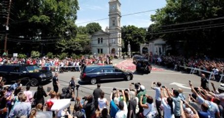 Muhammed Ali'nin Cenazesi Toprağa Verildi