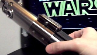 STAR WARS EpIV: A New Hope (1977) Luke Skywalker Lightsaber 2010 Hasbro Force FX Removable Blade