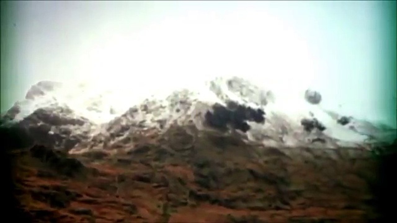 MONTY PYTHON AND THE HOLY GRAIL (1975) Trailer (Original Theatrical) John Cleese, Terry Gillium