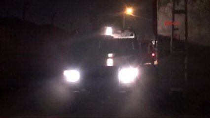 Adana-Pkk Yandaşları İki Mahallede Ses Bombası Patlattı