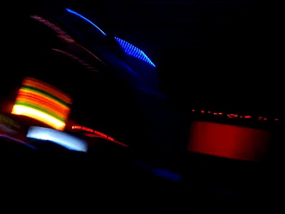 Tale Of Us playing Trentemøller - "Moan" (Radio Slave's mix for K) @ Rashomon Club 22.10.2011