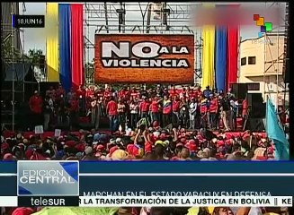 Venezolanos marchan en respaldo al gob. bolivariano