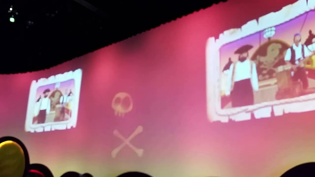 Walt Disney Studios - Sharky & Bones - Enroule la carte ( Roll up the map )