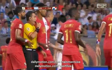Javier Mascherano Fights Vs Felipe Baloy - Argentina 1-0 Panama