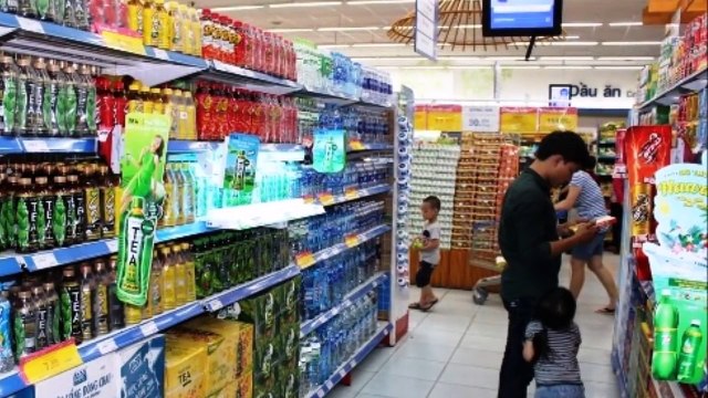 Hàng triệu người Việt Nam có nguy cơ nhiễm bệnh vì uống nước giải khát nhiễm chì