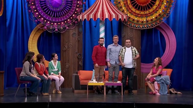 Güldür Güldür Show 94. Bölüm, Kıskanç Kız Arkadaş