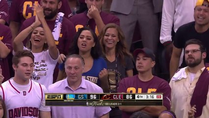 Ayesha Curry s'enflamme en voyant Steph faire le break