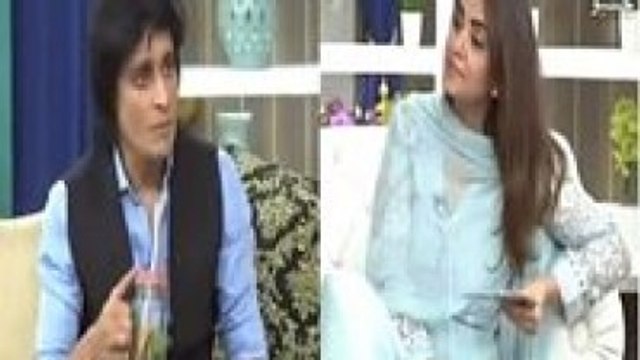 Check the Reaction of Sahir Lodhi When Nadia Khan Asked Kabhi Waxing Ya Threading Karwai Hai