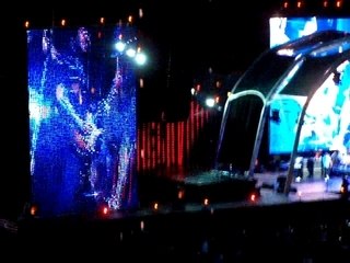 Red Hot Chili Peppers - She's only 18