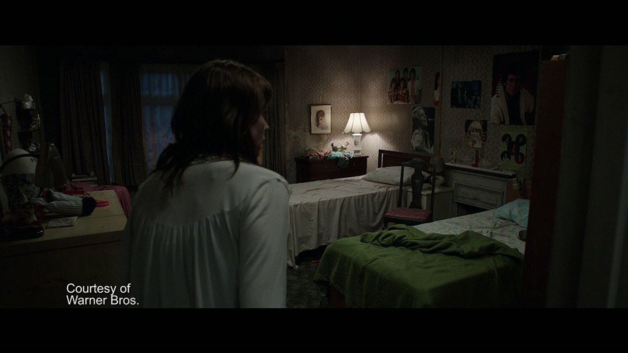 The Conjuring 2 - Clip - Something's In My Room