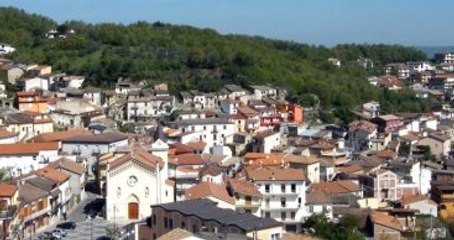 İtalya'da Belediye Başkanı Kasabasını Facebook Üzerinden Satışa Çıkardı