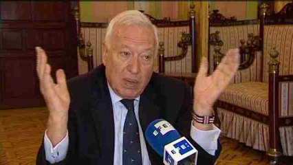 Margallo: PSOE debe decidir si apoya al bloque constitucionalista o al rupturista populista